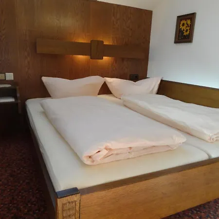 Loisachpromenade * Ehrwald